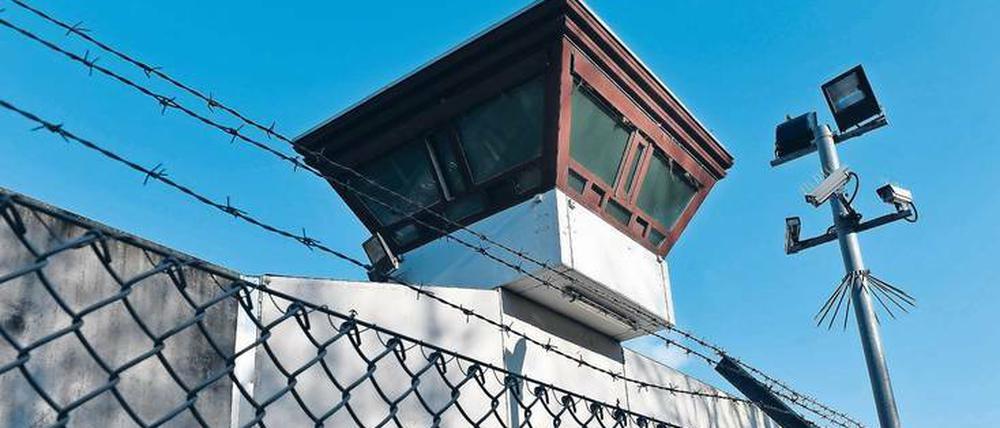 Kritisch durchgecheckt: Die Justizvollzugsanstalt JVA Tegel.