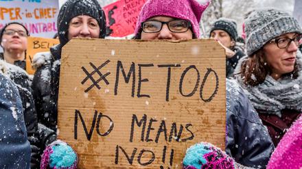 Nachdem die schweren Vorwürfe gegen Harvey Weinstein öffentlich wurden, formierte sich weltweit die Protestbewegung #MeToo.