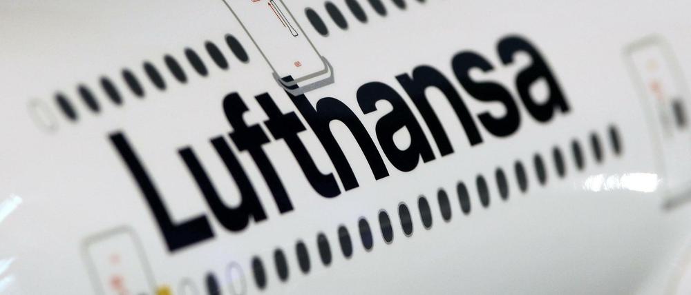 Wer nicht im Flugzeug Platz nimmt - zum Beispiel weil er krank geworden ist - muss trotzdem seinen Flug zahlen. Ist das rechtens?