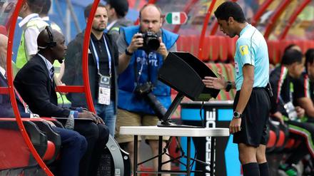 Der Videobeweis kommt auch bei der WM zum Einsatz.