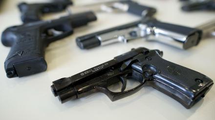 Von der Polizei beschlagnahmte Handfeuerwaffen in Heidelberg