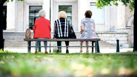 Die Renten sollen in West und Ost um über 3 Prozent steigen. 