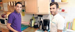 Ein Monat zu Fuß. Rashid Habibi (l.) kam 2015 nach Deutschland, genauso wie Abdulsamad Shafaie. 