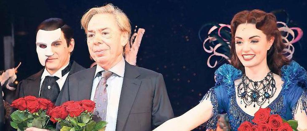 Alter Ego. Andrew Lloyd Webber (Mitte) Seite an Seite mit seinem Phantom (links).