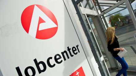 Der Besuch eines Jobcenters - für viele Arbeitslose kein leichter Gang.