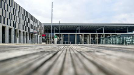 Blick auf das Terminal des Hauptstadtflughafens BER