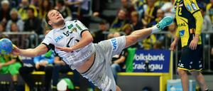 Paul Drux, hier vor seiner Verletzung im Spiel gegen die Rhein-Neckar Löwen, kehrte nach langer Pause zurück aufs Feld.