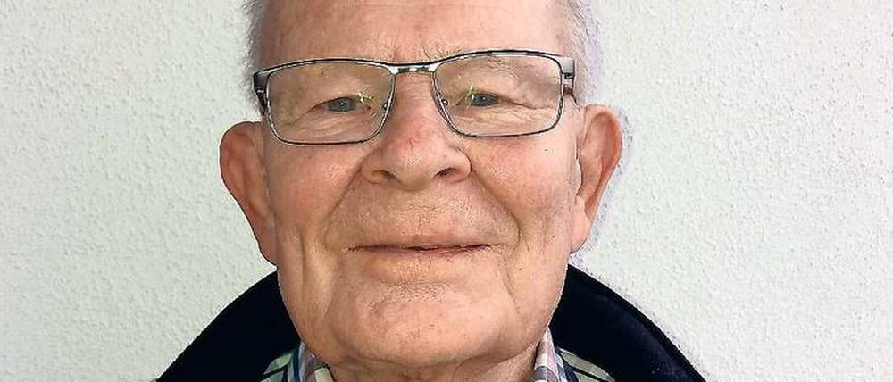 Eberhard Foth (87), verkündete das Urteil im Prozess gegen die RAF-Führungsspitze. Er folgte Theodor Prinzing nach, der wegen Befangenheit den Vorsitz mitten im Verfahren hatte niederlegen müssen.