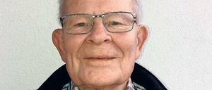 Eberhard Foth (87), verkündete das Urteil im Prozess gegen die RAF-Führungsspitze. Er folgte Theodor Prinzing nach, der wegen Befangenheit den Vorsitz mitten im Verfahren hatte niederlegen müssen.