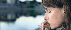 Traurig an der Elbe: Kommissarin Brasch (Claudia Michelsen).