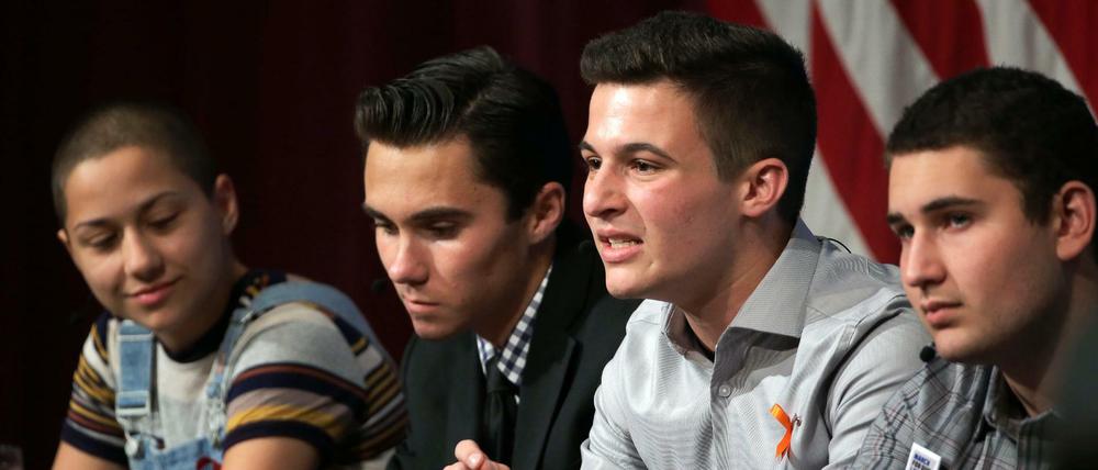 Überlebende der Schießerei von Parkland: Emma Gonzalez (von links), David Hogg, Cameron Kasky and Alex Wind.