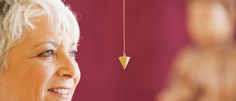 Das persönliche Glück findet man nicht mithilfe eines Pendels.