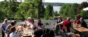 Der traditionsreiche Biergarten "Loretta am Wannsee".