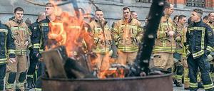 Mahnwache. Mindestens eine Woche soll der Protest dauern. 