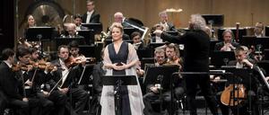 Konzert mit Elīna Garança und den Berliner Philharmonikern unter Sir Simon Rattle im Festspielhaus Baden-Baden.