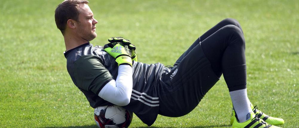 WM-Held. Wenn Torwart Manuel Neuer nach Russland mitfährt, dann gut erholt.