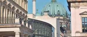 Das Palais am Festungsgraben (links) wurde 1751 bis 1753 errichtet und seither mehrfach umgebaut.