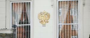 Die russische Botschaft in London veröffentlichte ihre Liste mit 27 Fragen als Video auf Twitter.