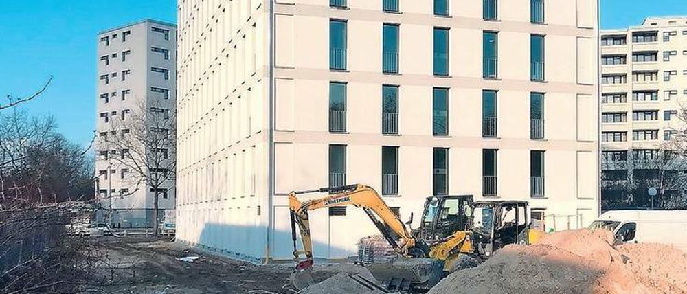 Minimaler Wohnungsbau: Die sogenannte MUF (Modulare Unterkunft für Flüchtlinge) in Reinickendorf ist in Modulbauweise konzipiert.
