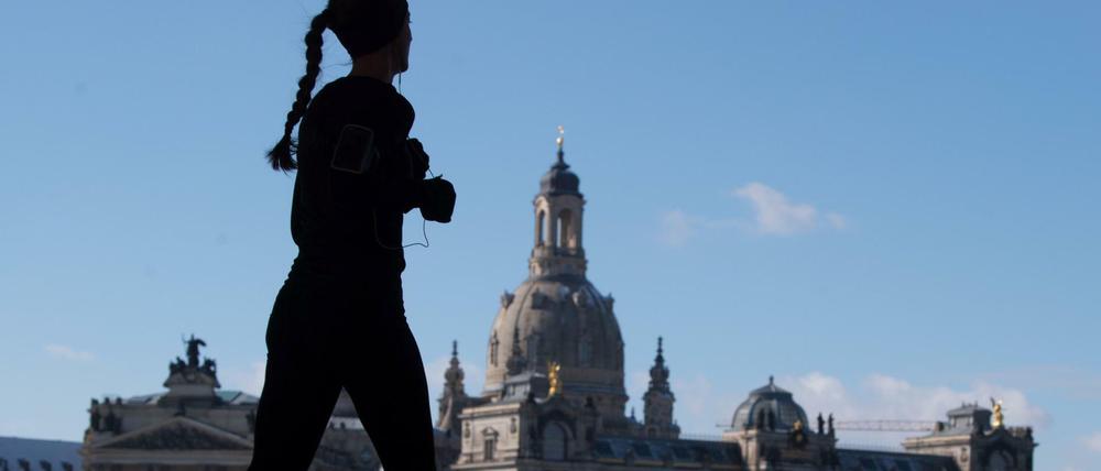Malerische Kulisse. Vor der Frauenkirche in Dresden läuft es sich gut.