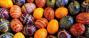 Schon Ostereier bemalt? Jetzt wäre die Zeit dafür.