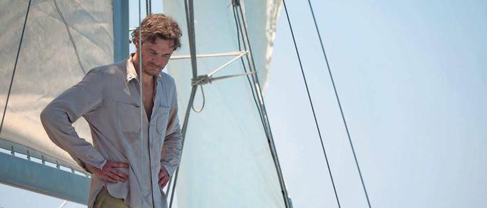 Eremit auf See. Colin Firth in „Vor uns das Meer“, jetzt im Kino. 