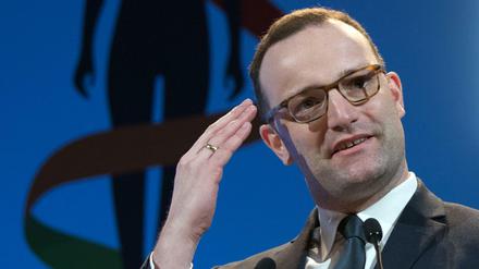 Jens Spahn (CDU), Bundesgesundheitsminister, spricht bei der Eröffnung des Deutschen Pflegetags.