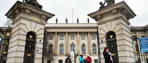 An der Humboldt-Universität zu Berlin ist ein Institut für Islamische Theologie geplant - nun vielleicht ohne Funktionäre der türkischen Ditib.