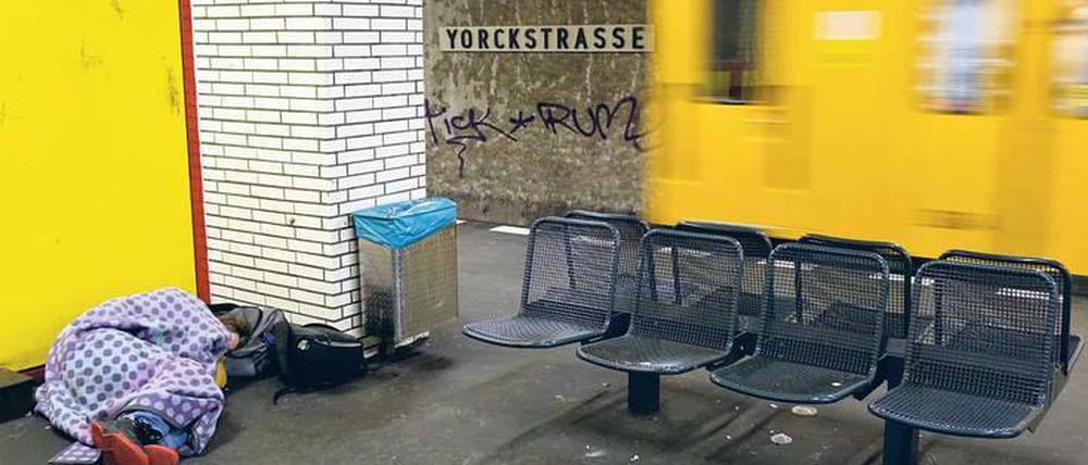 Heruntergekommen. Der U-Bahnhof Yorckstraße soll schon seit etlichen Jahren saniert werden. 