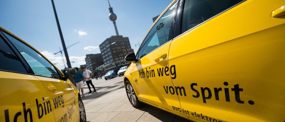 Ganz langsam läuft der Wandel bei den Antriebsarten. Doch im nächsten Jahrzehnt kommt Schwung in den E-Auto-Markt.