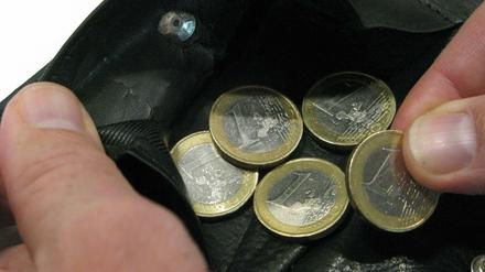 Bislang wird Hartz-IV-Beziehern nach geltendem Recht nur ein begrenztes Vermögen zugestanden.