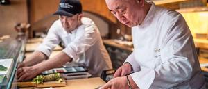Die Kreationen von Nobuyuki Matsuhisa (r.) haben Köche auf der ganzen Welt inspiriert.