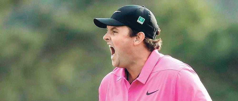 Einer gegen alle. Patrick Reed feiert den größten Erfolg seiner Karriere. Foto: Carlson/dpa