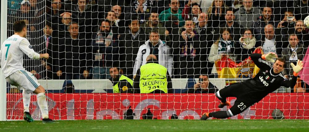 Späte Entscheidung. Ronaldo verwandelt einen zumindest fragwürdigen Elfmeter zum Weiterkommen.