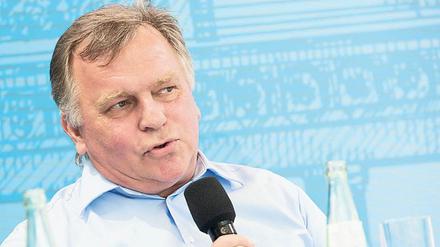 Der frühere Bundesverkehrsminister Günther Krause (Archivbild).