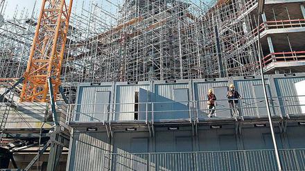 Der Wohnungsbau in Deutschland hat zu Jahresanfang etwas an Schwung gewonnen. 