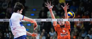 Tobias Krick punktet gegen die Volleys.
