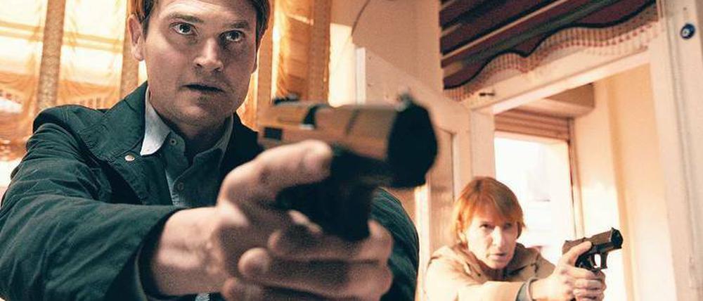 Auf alles bestens vorbereitet: Die Kommissare Felix Voss (Fabian Hinrichs) und Paula Ringelhahn (Dagmar Manzel).