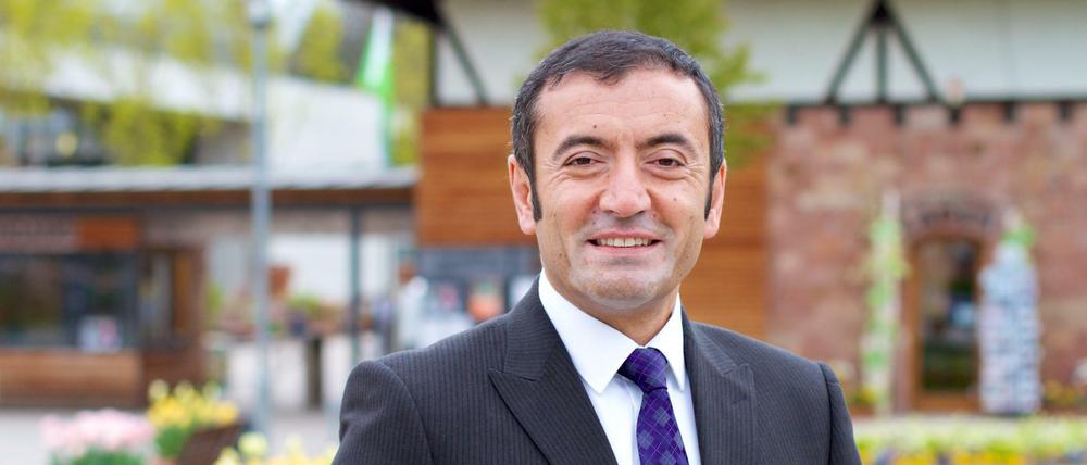 Nedim Bayat ist jetzt in der SPD-Fraktion der BVV-Mitte.