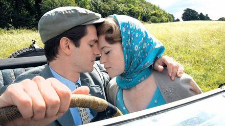 Pioniere im Kampf um Inklusion. Claire Foy spielt Diana, Andrew Garfield den später an Polio erkrankten Robin Cavendish.