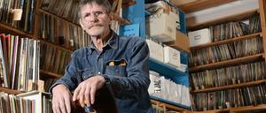 Peter Platzek aka Platten Pedro, schrulliger Plattenhändler aus Berlin-Charlottenburg.