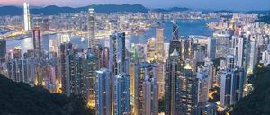 Hongkong hat noch immer einen Sonderstatus, profitiert von lockeren Gesetzen und Visa-Regeln. 