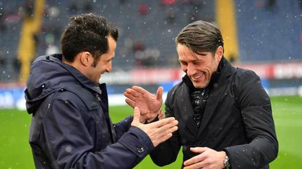 Du hier? Niko Kovac (rechts) wechselt im Sommer zu seinem früheren Mitspieler Hasan Salihamidzic nach München.