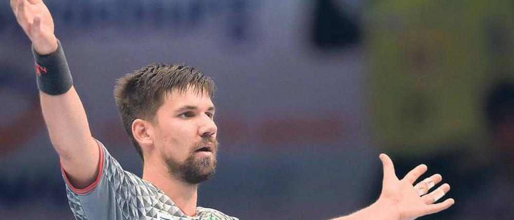 Das ganze Feld im Blick. Das einstige Nachwuchstalent Fabian Wiede schaffte in Berlin den Sprung ins Nationalteam.