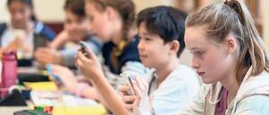 Mehr Schüler brauchen mehr Schulen in Berlin. Jetzt soll die Howoge für den Senat bauen. 