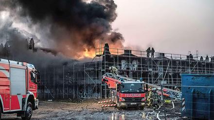 Die Einsatzstelle am alten Schlachthof war für die Feuerwehr nur schwer zu erreichen.