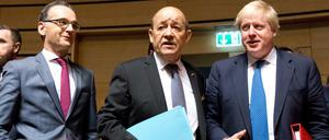 Bundesaußenminister Heiko Maas (SPD), mit seine Kollegen aus Frankreich und Großbritannien Jean-Yves Le Drian und Boris Johnson in Luxemburg. 