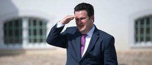 Arbeitsminister Hubertus Heil (SPD) kurz vor Beginn der Klausurtagung des Bundeskabinetts im Schloss Meseberg.