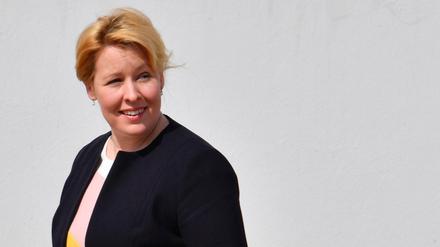 Bundesfamilienministerin Giffey setzt sich für eine Änderung des Paragraphen 219 a des Strafgesetzbuches ein.