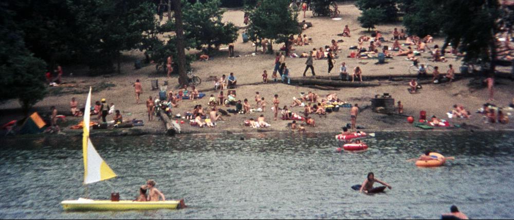 Baden im Grunewald. Anfang der 70er Jahre.